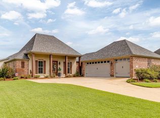 156 E Shore Rd, Monroe, LA 71203