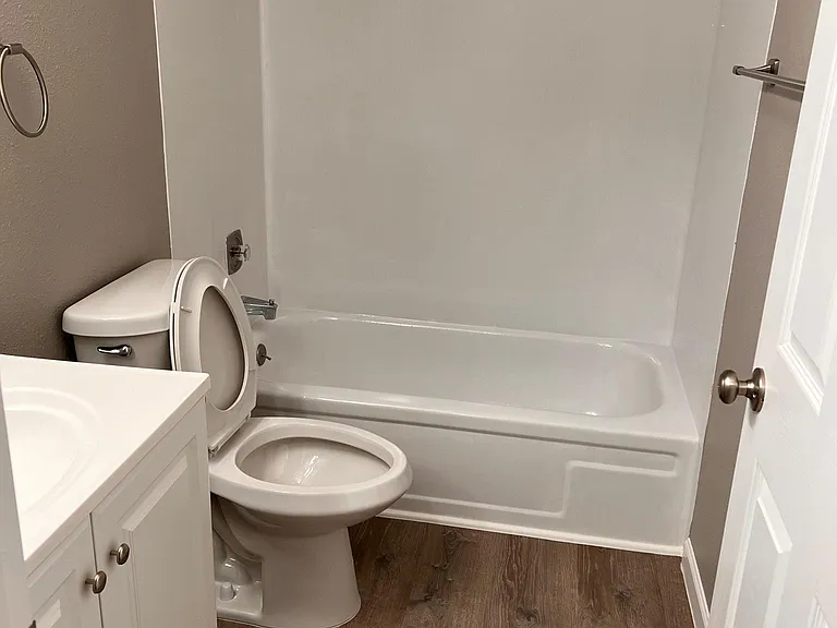 3402 I St NE #H202 — Photo 12