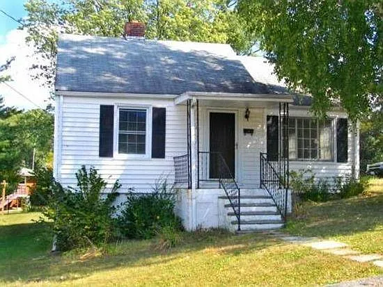 501 Easton Rd — Photo 1