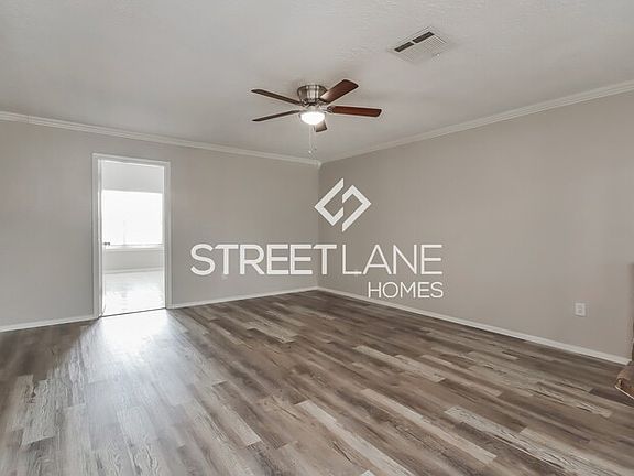 4th image of 14015 Montaigne Dr
