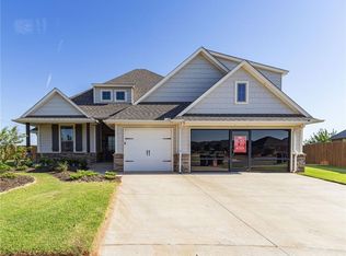 10533 SW 52nd St, Mustang, OK 73064