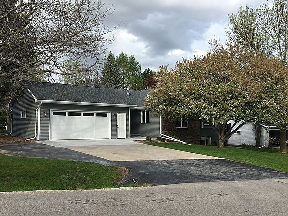 Extra parking on side