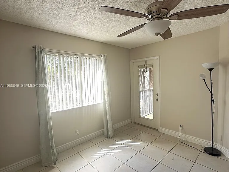 14030 SW 91st Ter #14030 — Photo 8