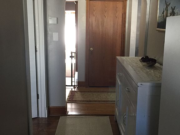 2nd image of 1009 Roosevelt Ave