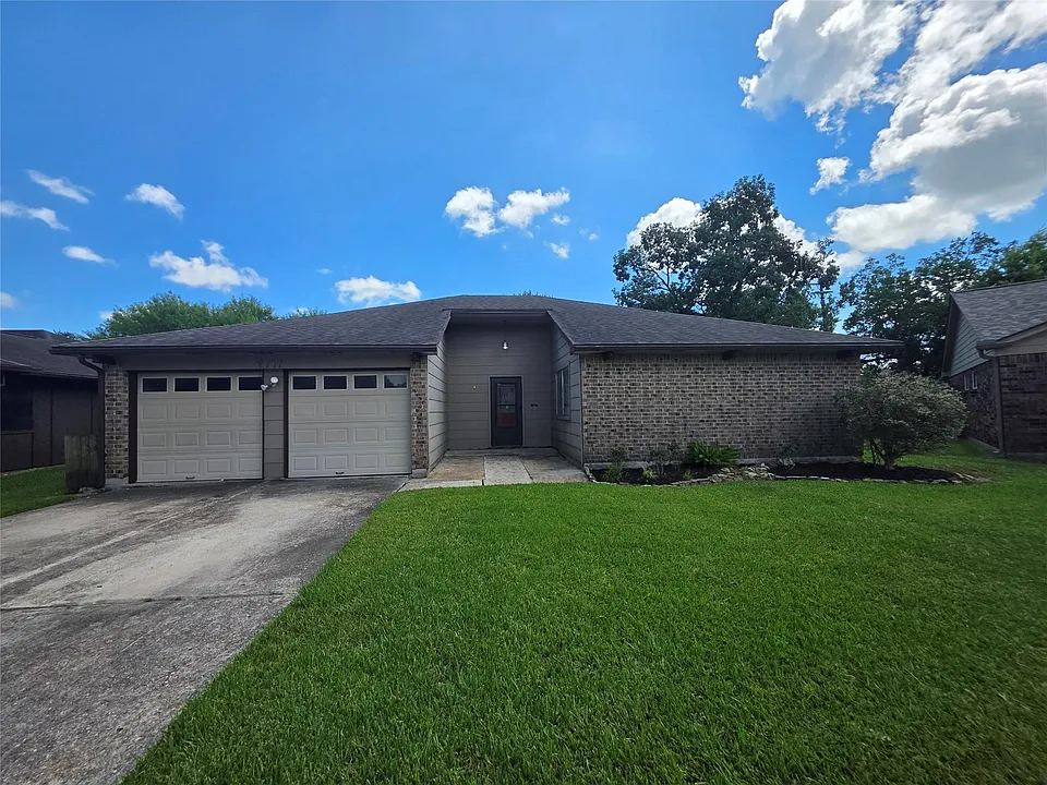2777 Forest Point Dr