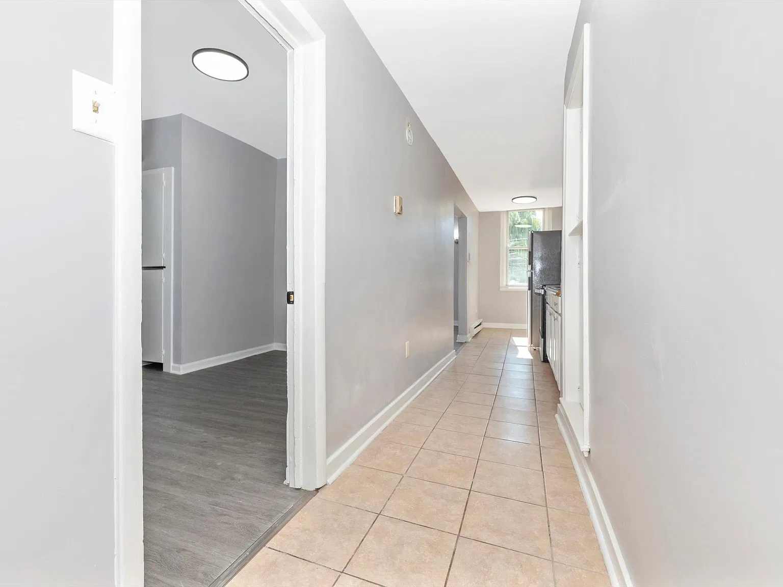 111 Elizabeth St — Photo 2