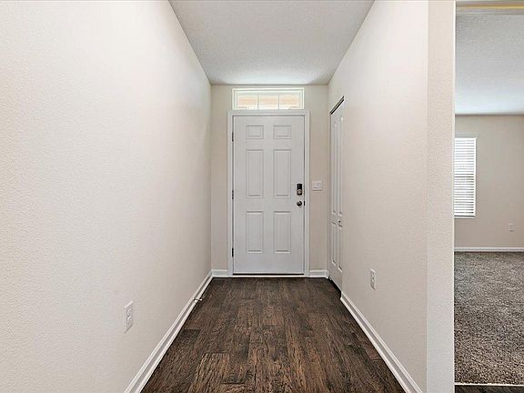 4th image of 350 Jarama Cir