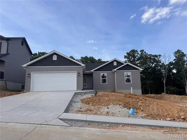 713 Blake Dr, Hillsboro, MO 63050