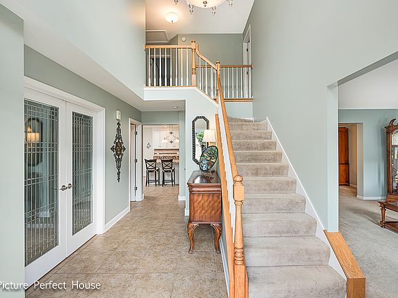 3rd image of 16961 Arbor Creek Dr