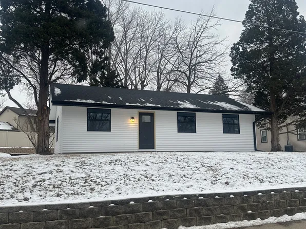 506 N Main St, North Pekin, IL 61554