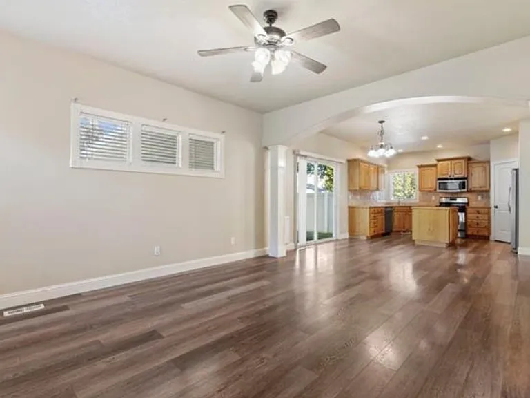 N Dove Ridge Pl — Photo 9