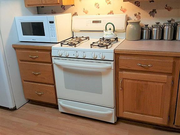 4th image of 310.5 Cogan Ln