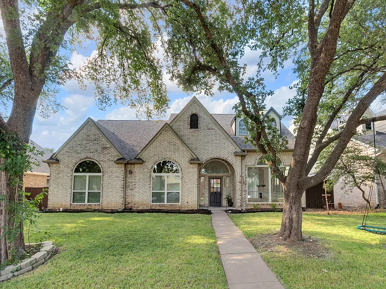 4637 Portrait Ln — Photo 2