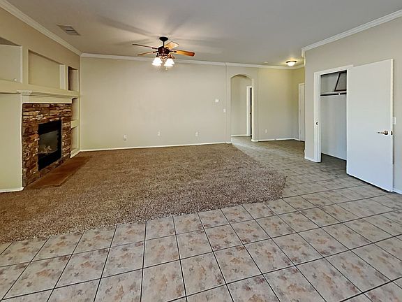 4th image of 1529 S 83rd Dr