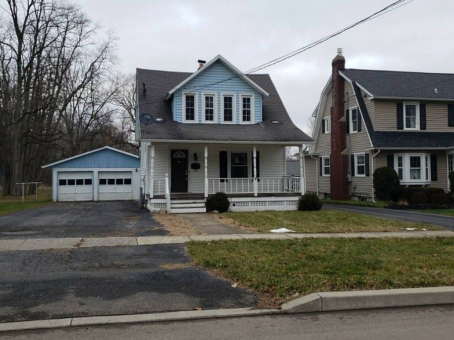 1st image of 149 W Court St