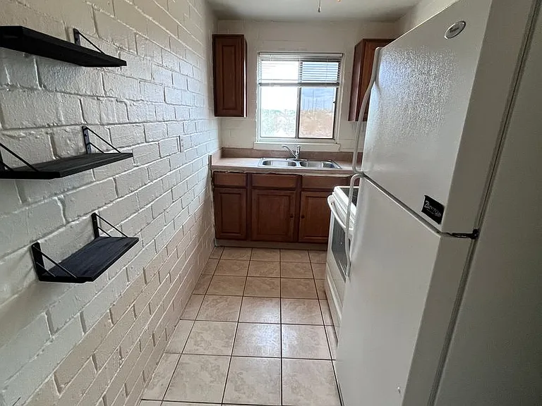2203 E Benson Hwy — Photo 6