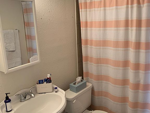 5th image of 2710 S 1st St #101