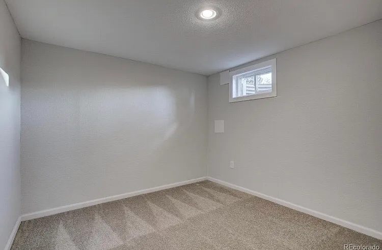2 bed, 2000 sqft, $1,150 — Photo 4