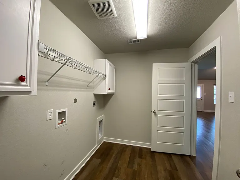 6015 Akin Stroll — Photo 31