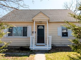 62 Chester St, New London, CT 06320