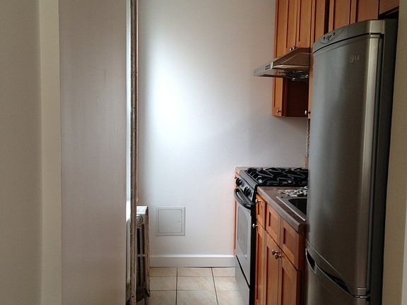5th image of 66 Orchard St APT 7