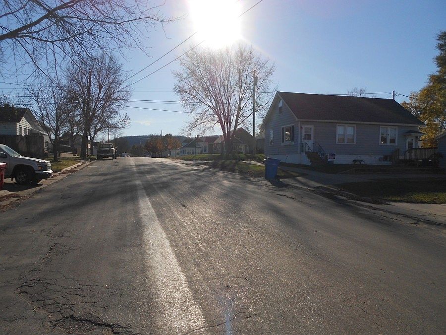 2nd image of 53 Hamilton St