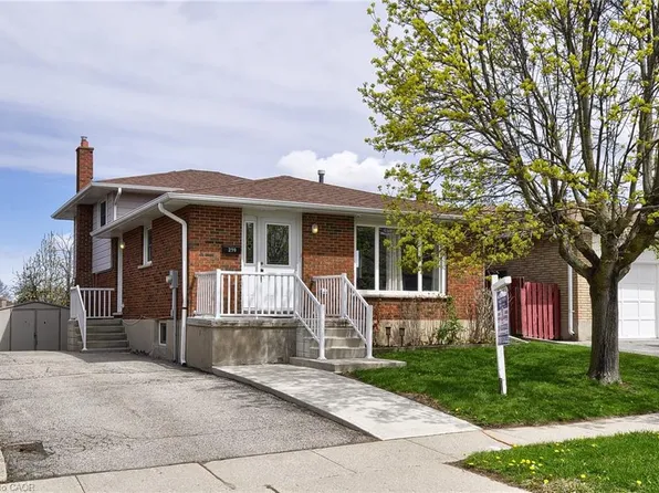 219 Bakersfield Dr, Cambridge, ON N1R 6X9