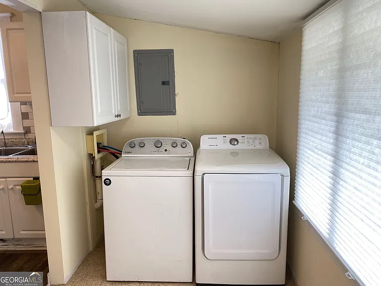 175 Park Dr NW — Photo 32