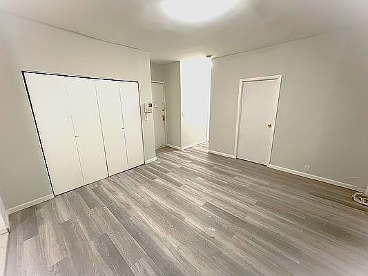 3rd image of 21-77 33rd St #1H