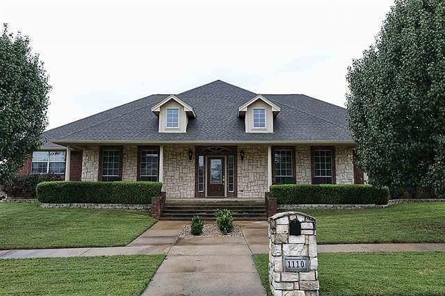 1st image of 1110 Levi Ln