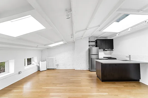 Rented by Corcoran | media 12