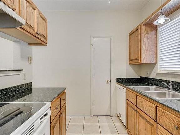 Granite kitchen with pantry