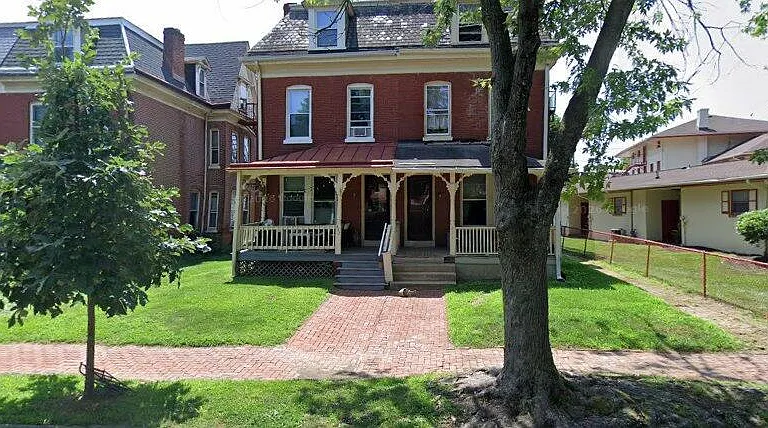 430 S Walnut St — Photo 1