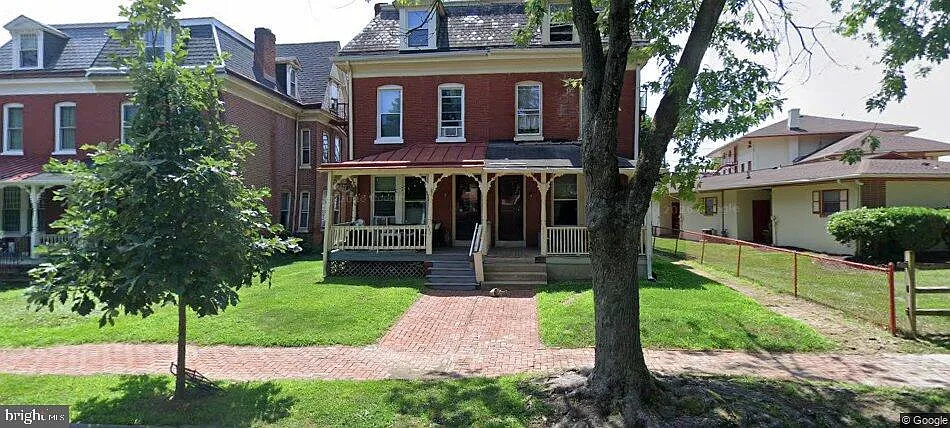 430 S Walnut St