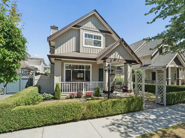 10431 Shepherd Dr, Richmond, BC V6X 4C3