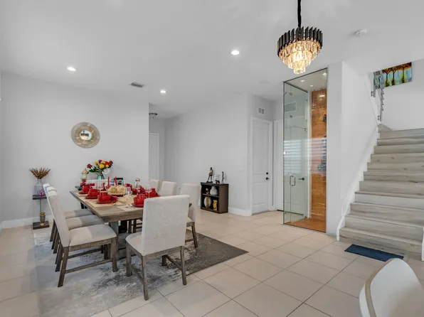 3332 W 95th Ter #3332, Hialeah, FL 33018