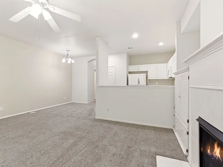 2322 NW 168th Pl — Photo 15