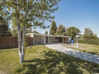 892 E Larkspur Dr, White City, UT, 84094
