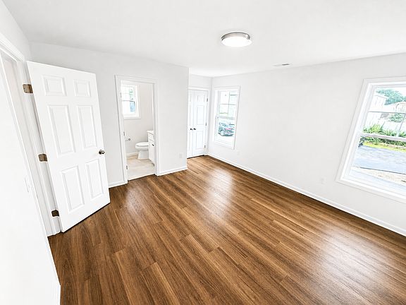 5th image of 22 Infield St
