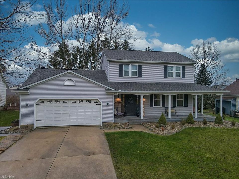 1st image of 351 Lakeview Dr