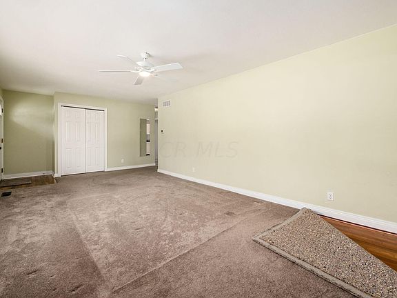 3rd image of 205 Muskingum Dr