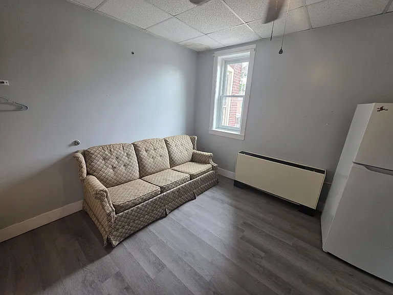 133 N Washington St #6 — Photo 6