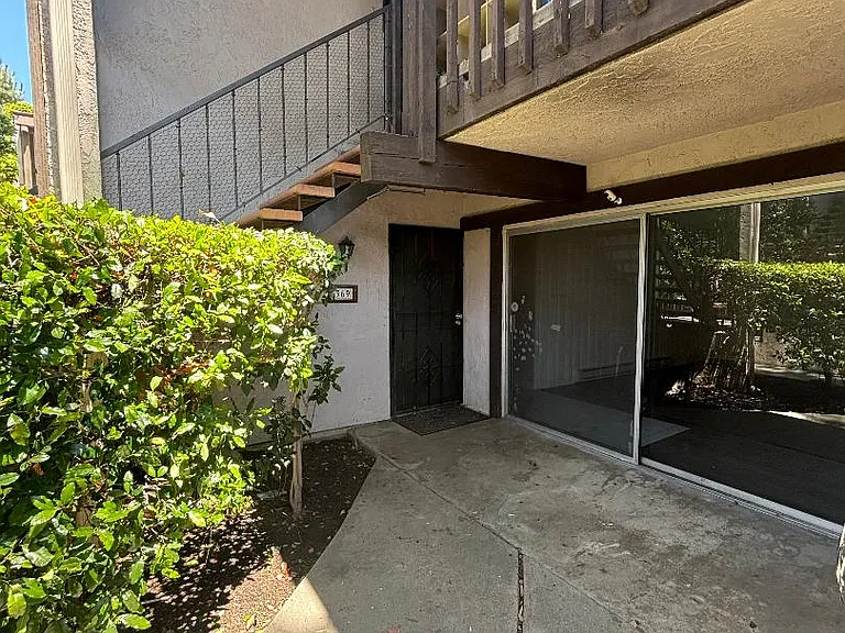 Condo #369 ... Entry Way