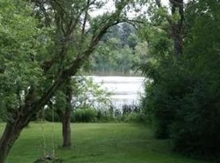 601 South St, Barrington, IL
