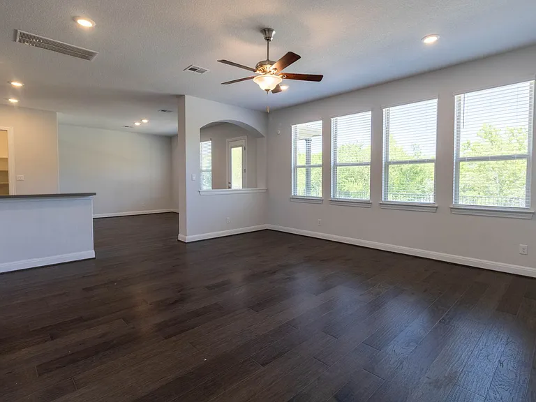 19337 Pilton Dr — Photo 10