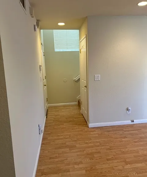 417 Powell Dr — Photo 7