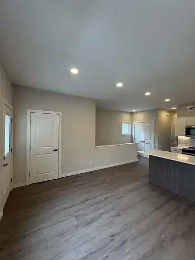 787 Weatherdon Ave #1A — Photo 8