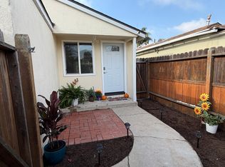 2803 N Valley Dr, Manhattan Beach, CA 90266