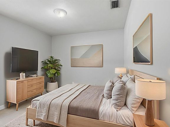 5th image of 17023 SW 149th Place