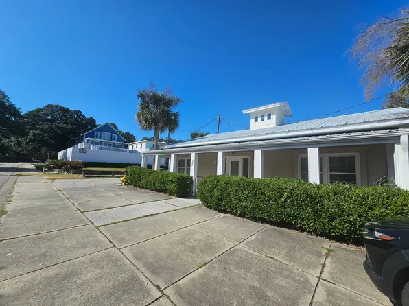 302 2nd Ave S, North Myrtle Beach, SC 29582